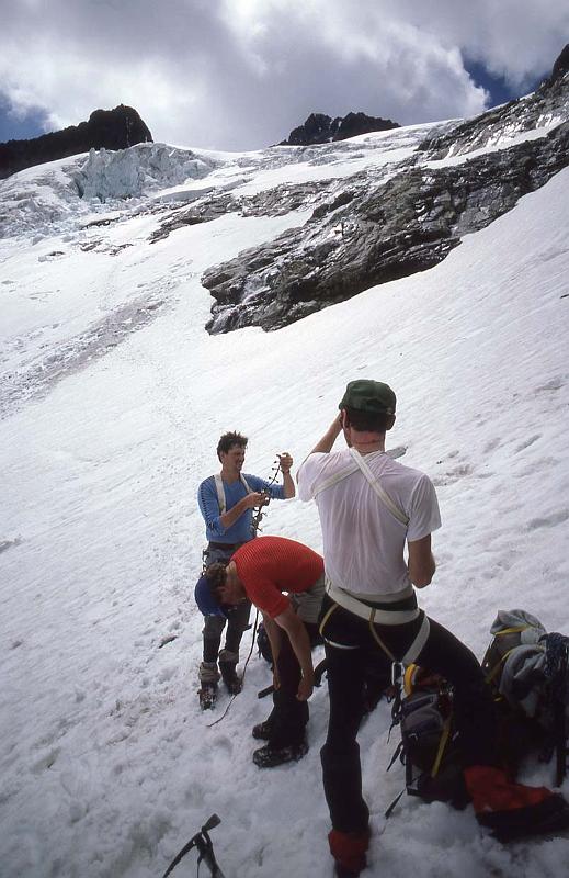 1986-045 Bonanza Peak 4-Jul-1986 Weekend 10.jpg